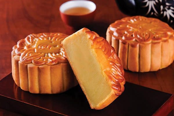 Cách làm bánh trung thu đậu xanh thơm ngon vô cùng nhanh chóng và đơn giản 18 cach lam vo banh nuong